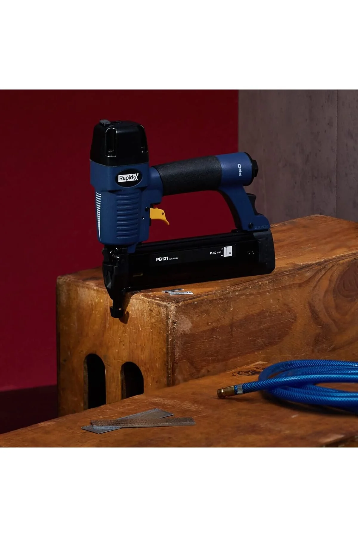 Rapid Airtac Pro PB131 Pneumatic Brad Nailer with 300 Nails - Image 9