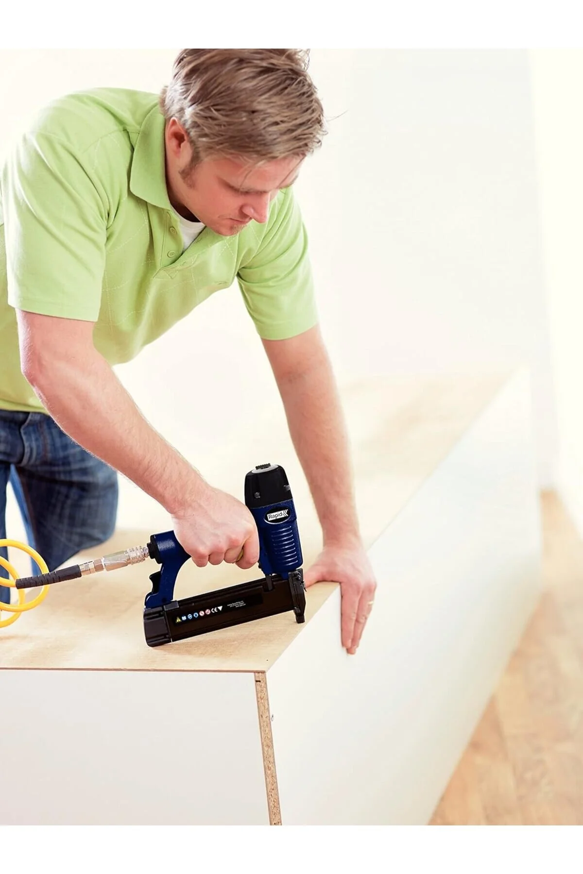 Rapid Airtac Pro PB131 Pneumatic Brad Nailer with 300 Nails - Image 5