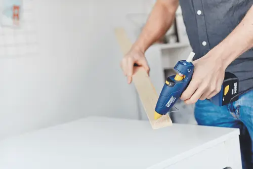 Rapid BGX300 Cordless Hot Glue Gun, 7.4V Lithium-Ion Battery, Fast Heating, 12mm Glue Sticks, 100 g/h Glue Output, Blue - Image 8