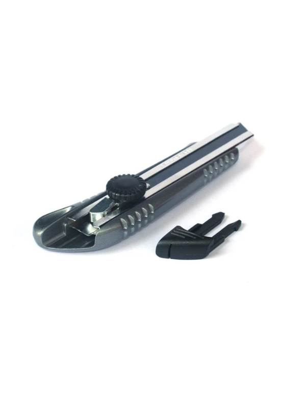 KDS L-32 Metal Meister 18mm Metal Cutter Knife with Twist-Lock System – Made in Japan - Image 7