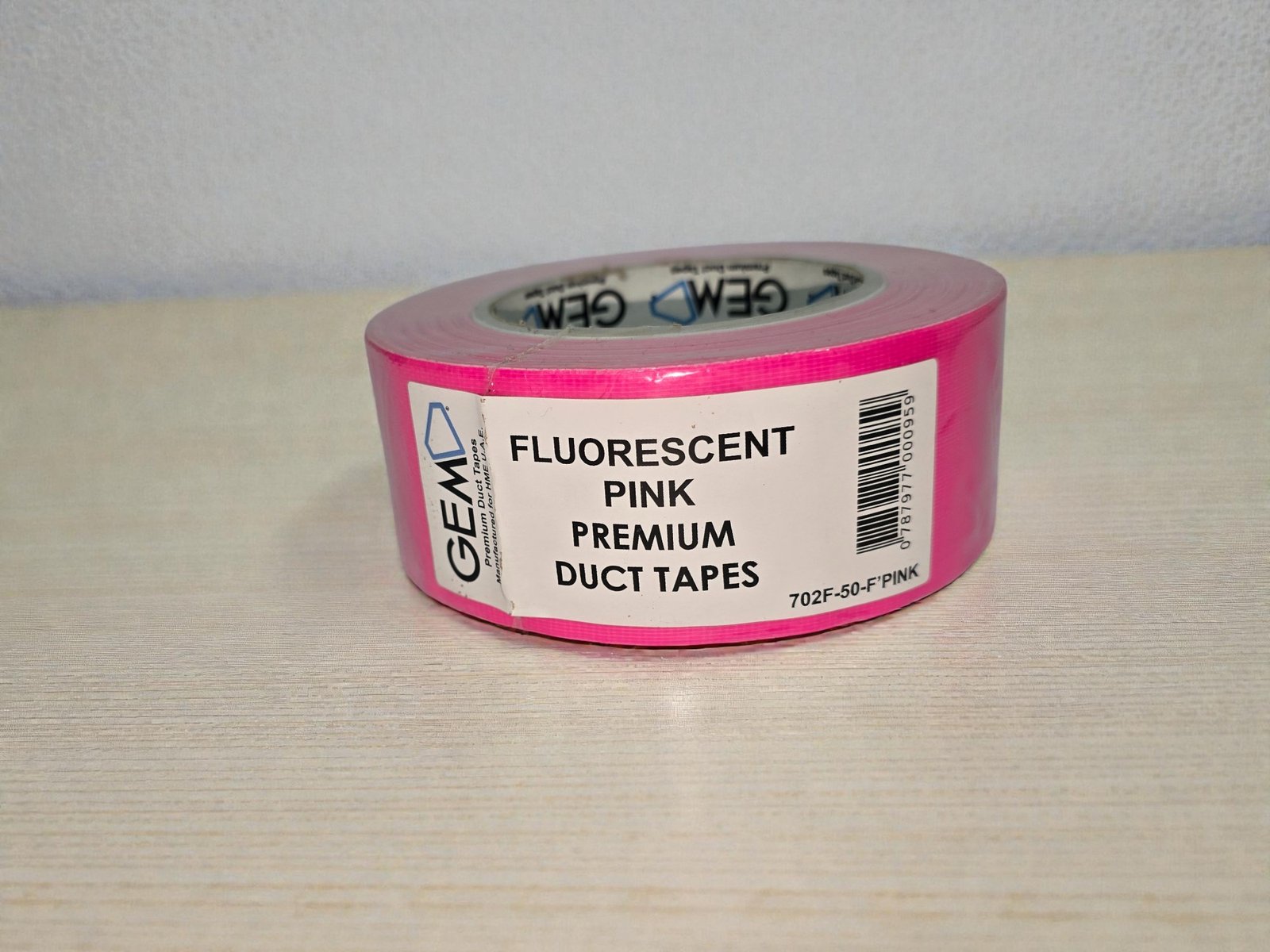 702F-50-F'Pink GEM Premium Fluorescent Pink Duct / Cloth Tape, 50mm x 25m – Strong, Durable & Reinforced Adhesive Tape - Image 2